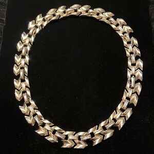 Gold Colored Design Chocker Necklace